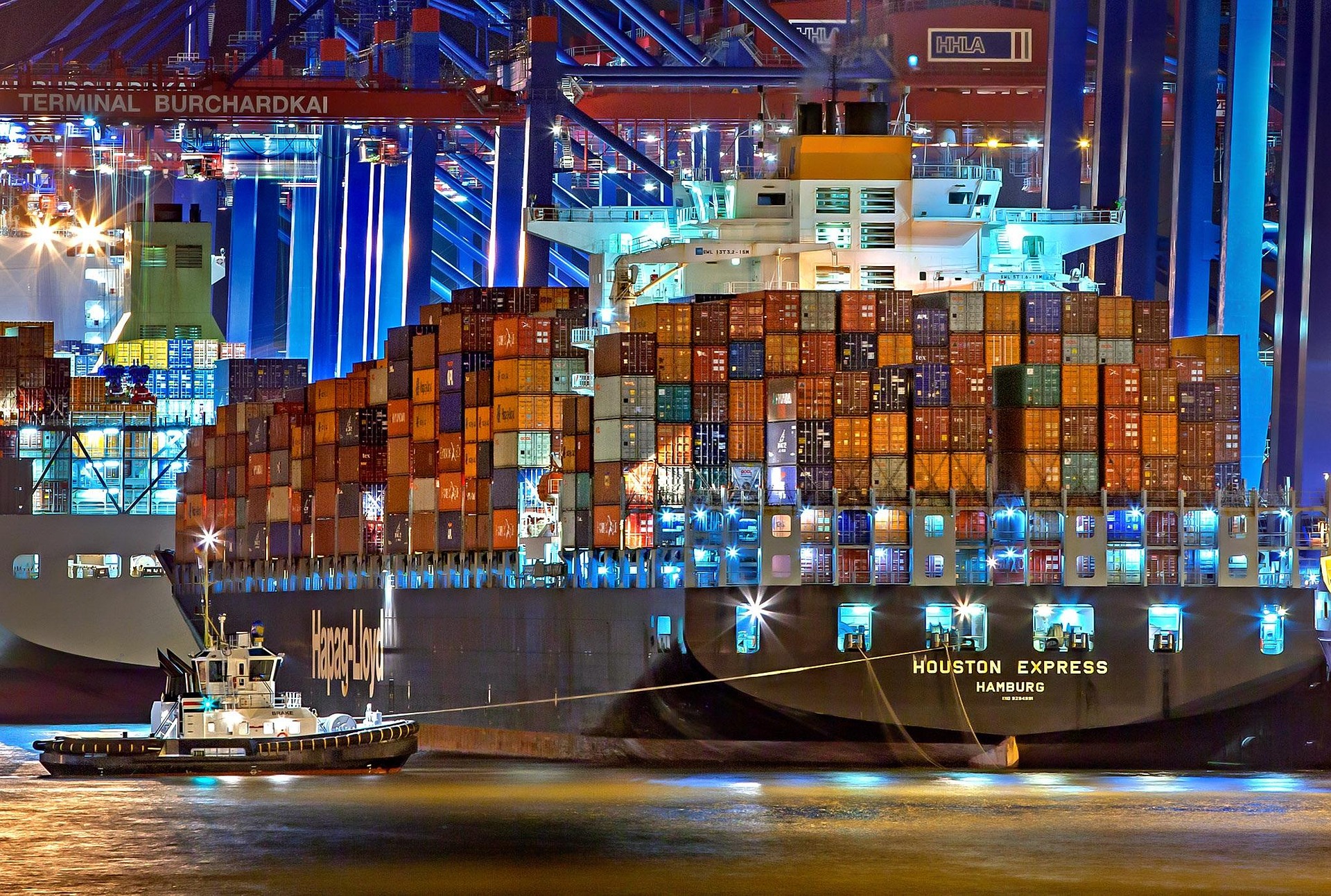 julius_silver-hamburg-3021820_1920